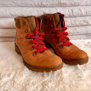 Timberland Tan Boots with Red Laces